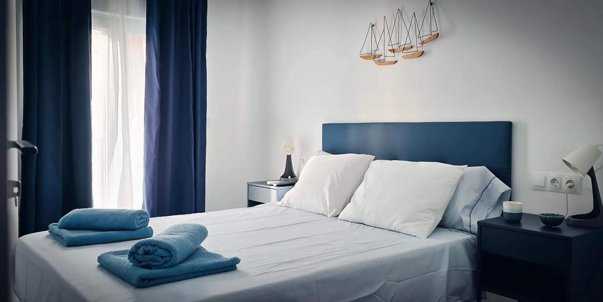 Malaga Central Stay Guest House לינה וארוחת בוקר